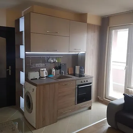 Lazur Lounge In Burgas